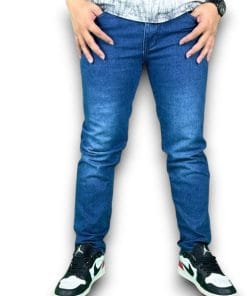 Mua Quần Jean Nam Dài Co Giãn Xanh Đậm Trơn. Sản phẩm hiện đang có mặt tại cửa hàng chính hãng với nhiều khuyến mãi hấp dẫn.