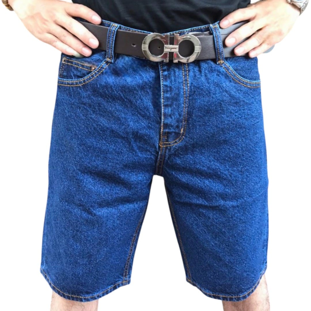 Quần sọt jean nam trung niên KT xanh đậm là lựa chọn hoàn hảo cho những chàng trai yêu thích phong cách trẻ trung, năng động.