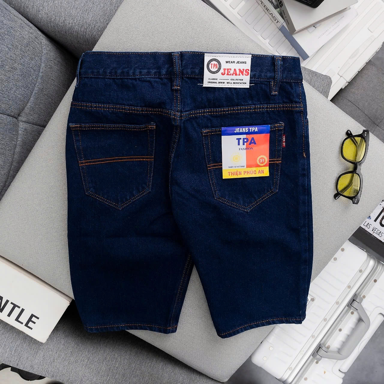 Short Jean Nam Trung Niên Xanh Đen Trẻ Trung - Hình ảnh 3
