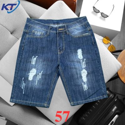 Quần sọt jean nam không co giãn KT xanh đậm cào rách thời trang là lựa chọn hoàn hảo cho những chàng trai yêu thích phong cách trẻ trung, năng động.